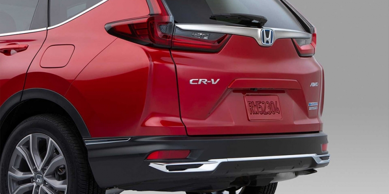 
                                    Кроссовер Honda CR-V  обновился внешне и стал безопаснее
                            
