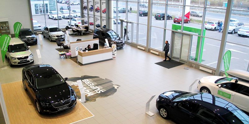 
                                    За две недели восемь компаний изменили цены на автомобили в России
                            