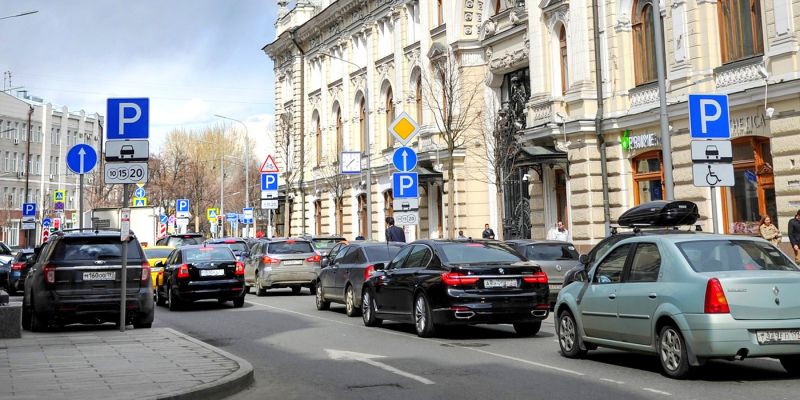 
                                    От 150 до 380 рублей: в Москве появится больше дорогих парковок
                            
