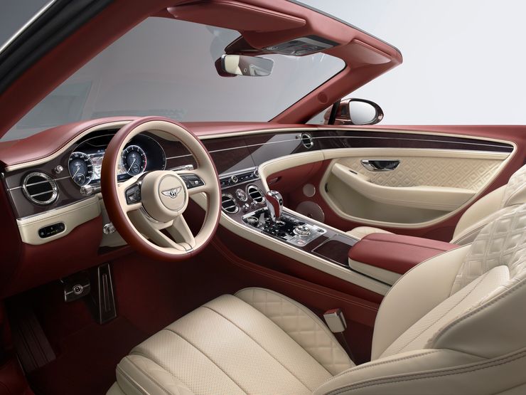 Роскошный Bentley Continental GT получил новые руль и три цвета окраски кузова