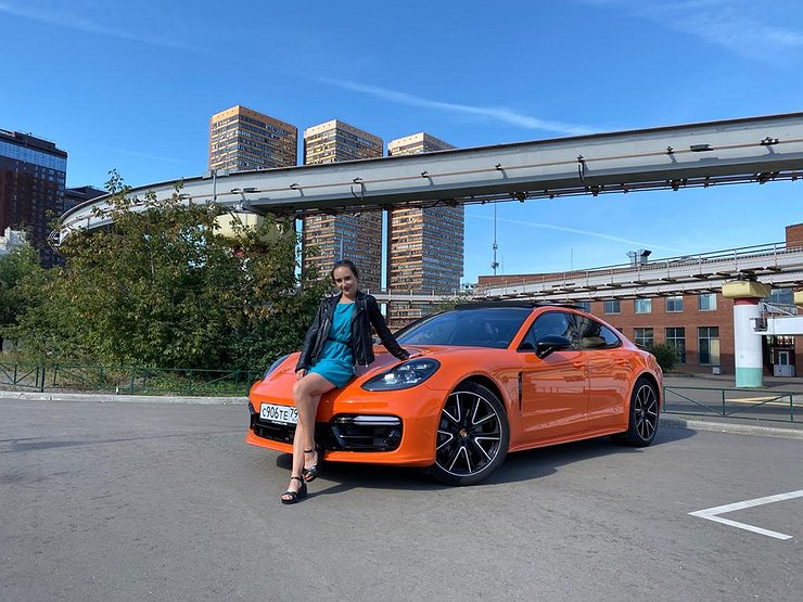 Заводной апельсин: видео тест-драйв Porsche Panamera 4S Orange Edition