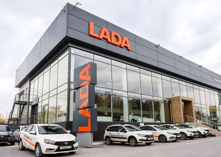 Как, чем и почему изменилась марка LADA за несколько лет