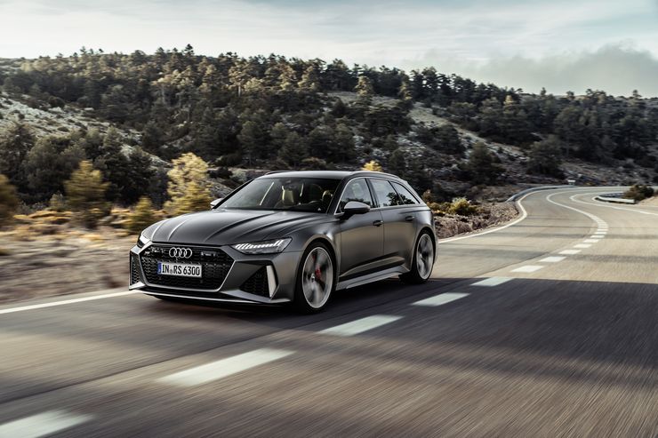 Audi привезла дорогущие, но желанные RS 6 и RS 7