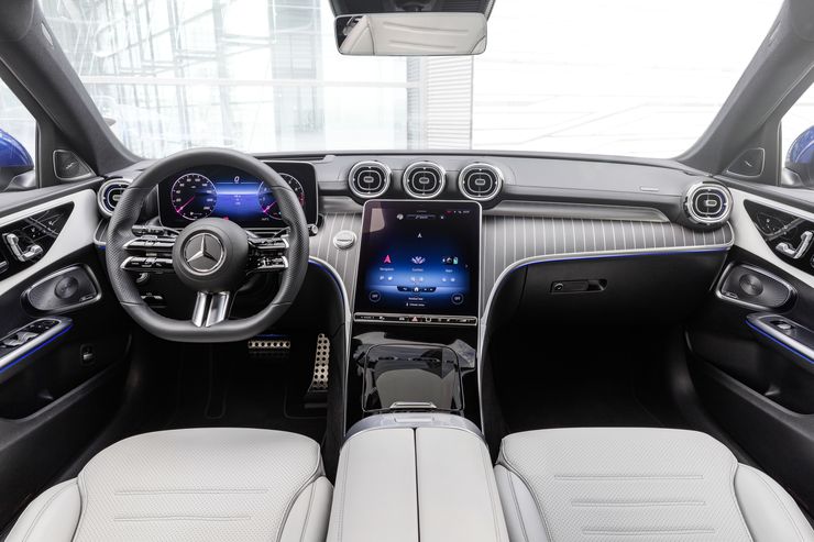 Первый обзор новейшего Mercedes-Benz C-класса