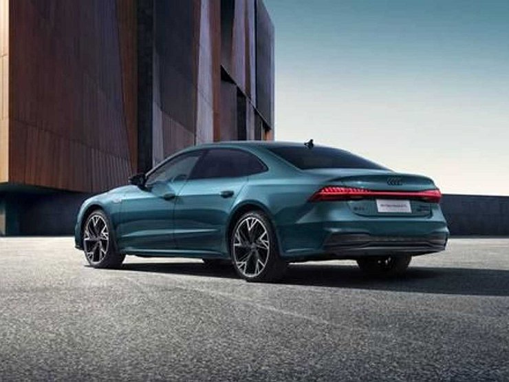 Немцы превратили новую Audi A7 в седан