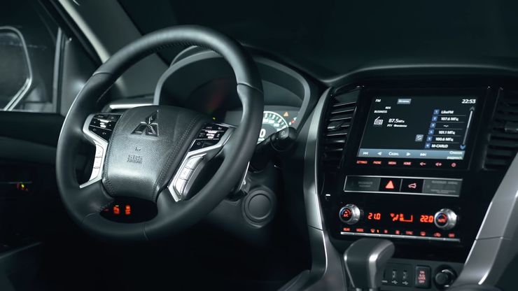 Первый тест-драйв нового Mitsubishi Pajero Sport: обратная связь