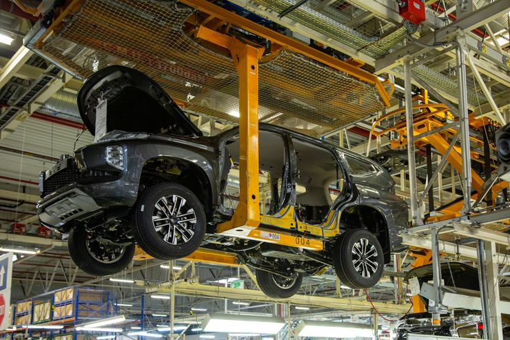 Как собирают в России обновленный внедорожник Mitsubishi Pajero Sport
