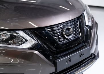 Nissan представил в России Qashqai и X-Trail в исполнении N-Design