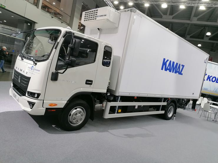 Зачем КамАЗ продвигает китайский грузовик, как свою разработку