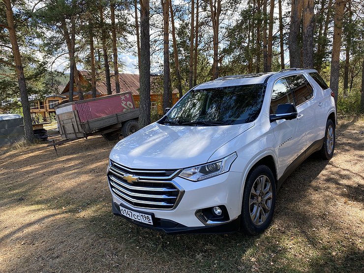 Названы сроки начала продаж в России обновленного Chevrolet Traverse