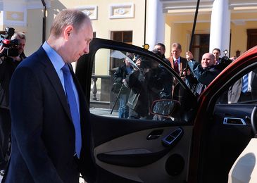 Почему Президент РФ Владимир Путин перестал тестировать новейшие отечественные машины