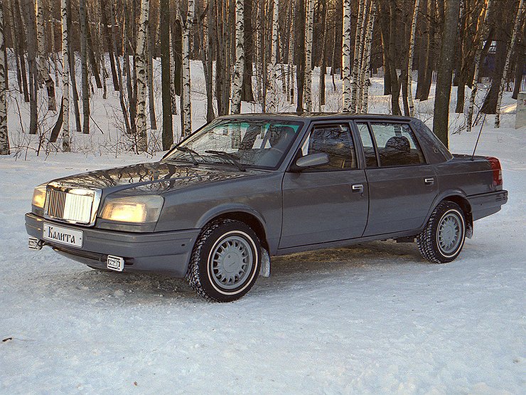 Уникальный «Москвич» 1999 года выпуска продают за 2 400 000 рублей