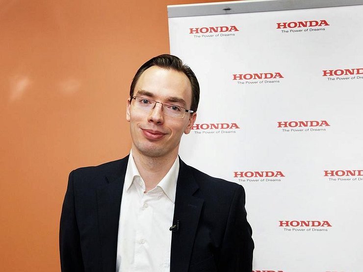 Исполнительный директор Honda Motor Rus Михаил Плотников отметил «АвтоВзгляд» за продуктивность