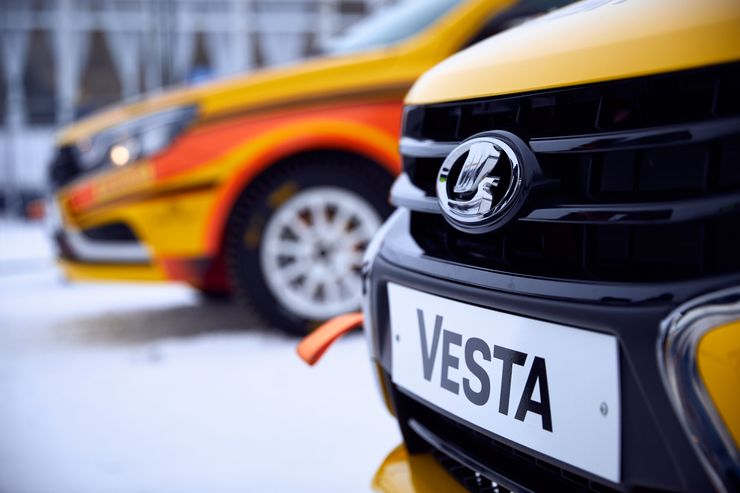 «Злюка» за 2,5 млн: обзор самой крутой и дорогой LADA Vesta в России