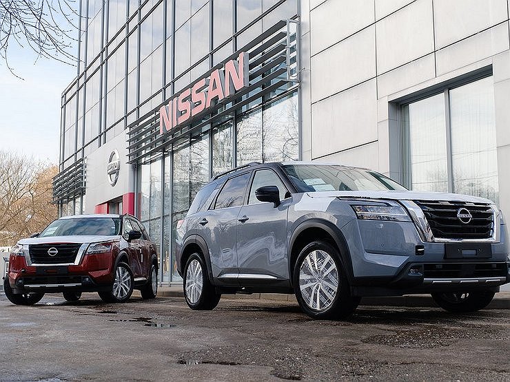 Nissan запретил российским дилерам продавать новый Pathfinder