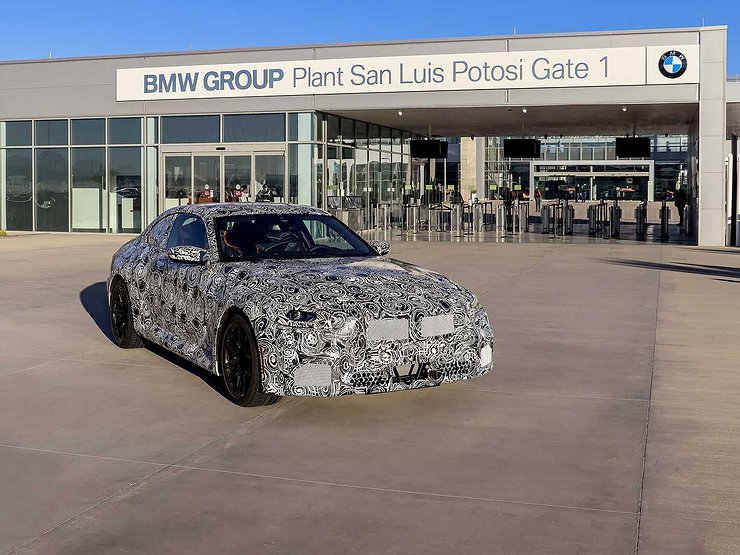 BMW показала шпионские фото «мексиканского» спорткара M2
