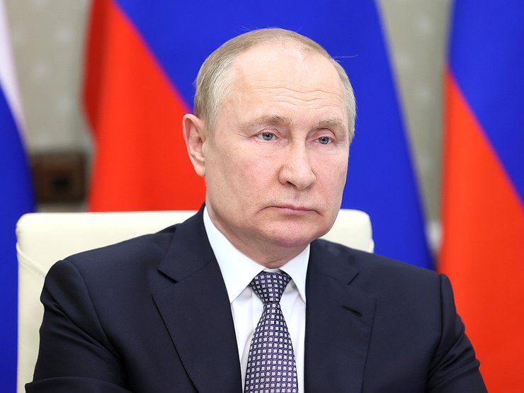 Итоги недели: Путин пообещал завалить Россию «китайцами», а МВД — справиться с угонщиками