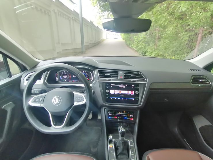 «Разборки» бывалых: сравнительный тест Volkswagen Tiguan и Nissan Qashqai