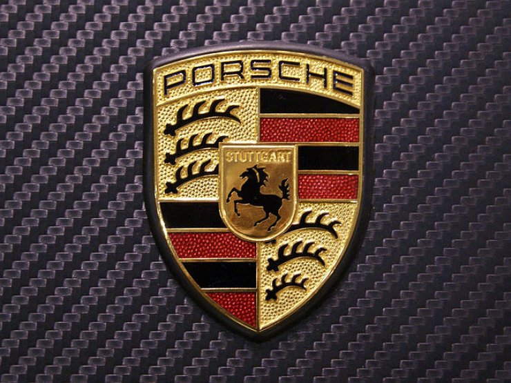 Volkswagen хочет хорошо заработать на Porsche