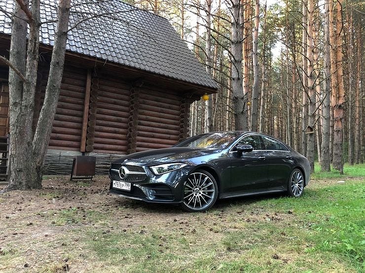 «Мерин» по-русски: какие проблемы ждут владельцев Mercedes-Benz после ухода марки из РФ