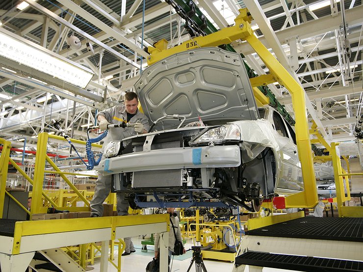 Renault и Geely создают совместное предприятие по производству моторов