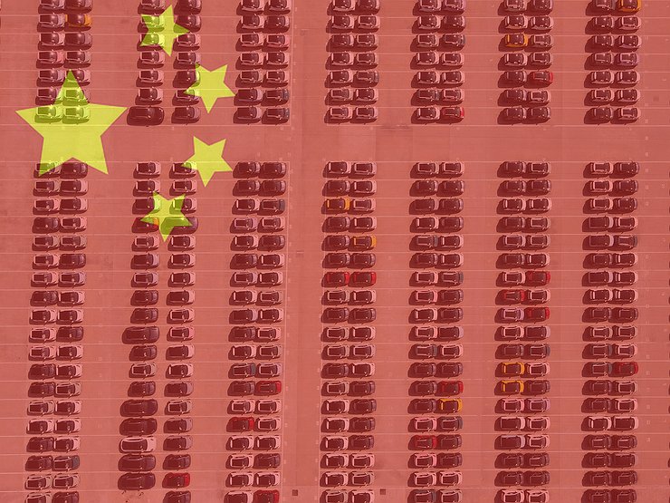 Гонки по вертикали: как китайский вопрос убивает российский автопром