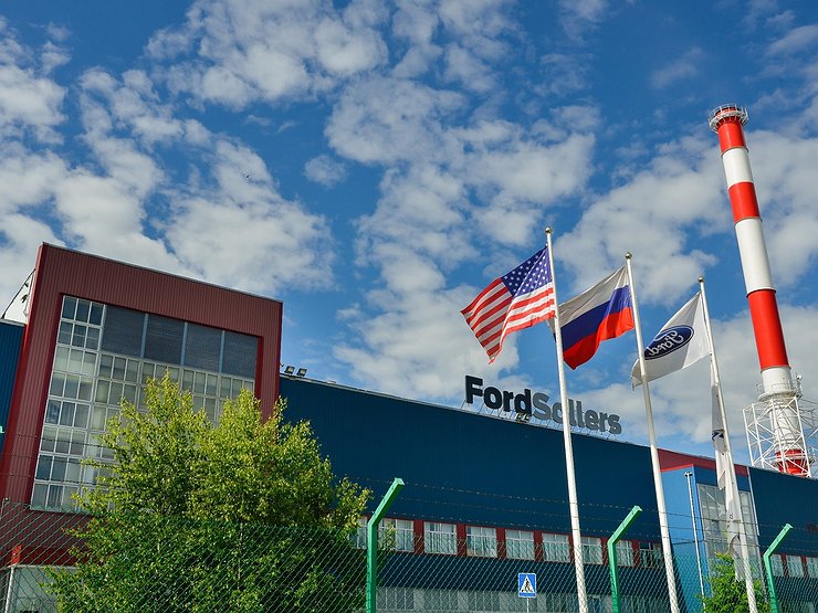 Голубой провал: как петербуржский завод Ford скатился от Focus к табуреткам