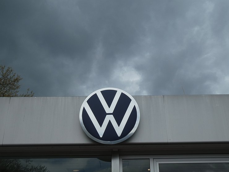 Мебель вместо машин: печальная судьба калужского VW