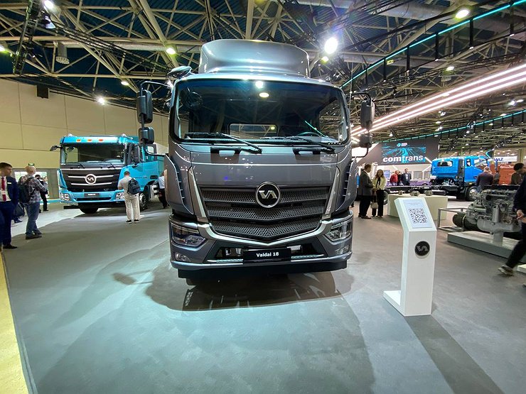 Новейшие модели грузовиков «Валдай» дебютировали на выставке Comtrans−2023