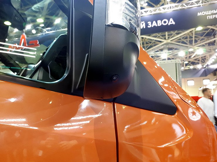 ГАЗ оснащает свои автомобили новыми системами помощи водителю