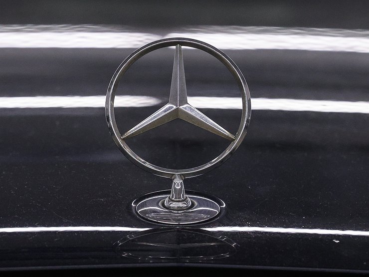Кто и зачем сегодня активно скупает битые Mercedes любых моделей