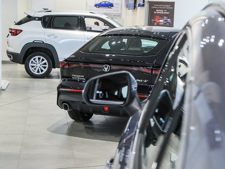 Средняя цена нового китайского автомобиля достигла 3,3 млн. рублей