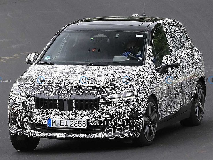 В Сети появились фото нового BMW 2-й серии