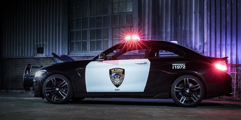 
                                    BMW выпустила полицейское купе M2
                            