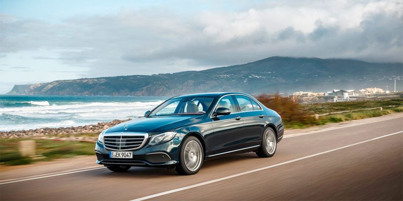  Mercedes-Benz отзывает автомобили E-Class в России 